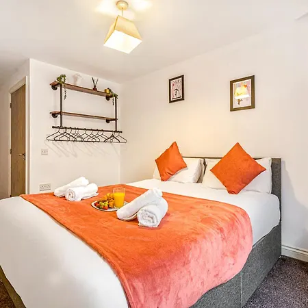 Apartment Stylish Centre 2br - Free Parking - 2 Mins To First Direct Arena *